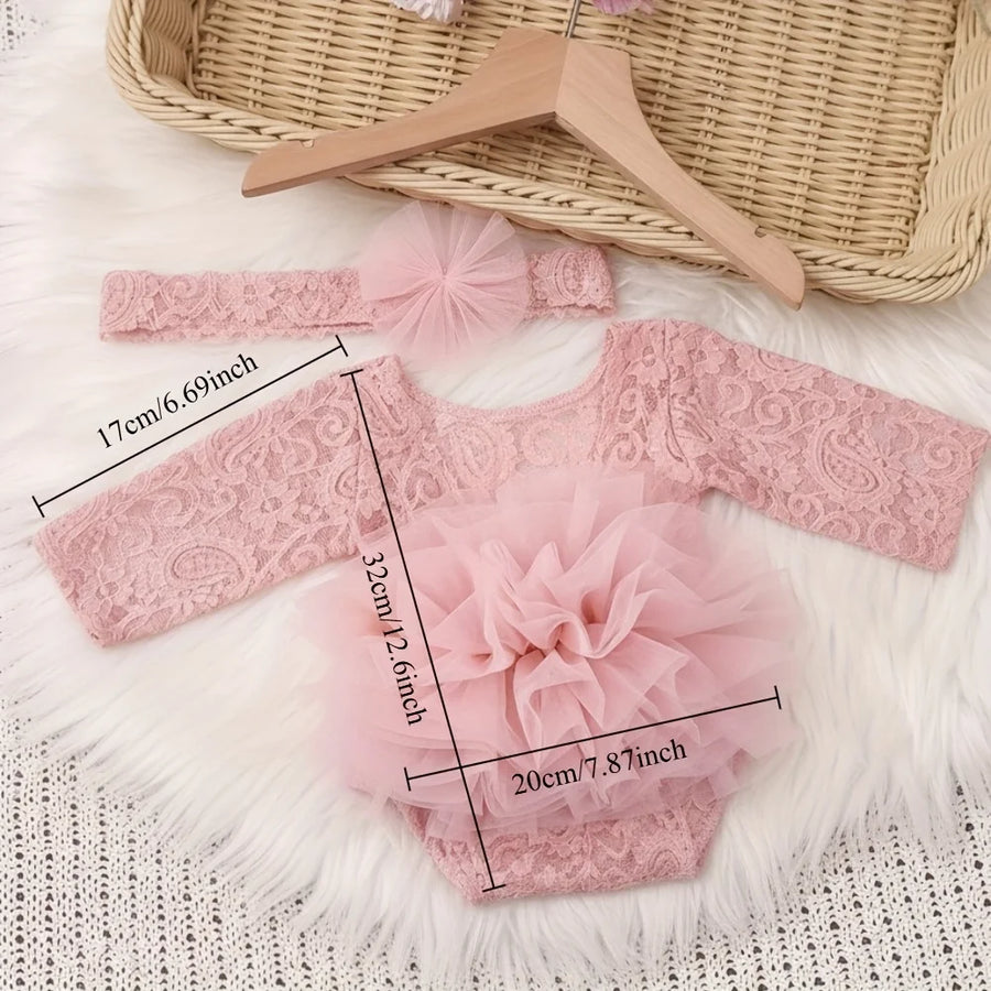 Newborn bodysuit with lace flower headband