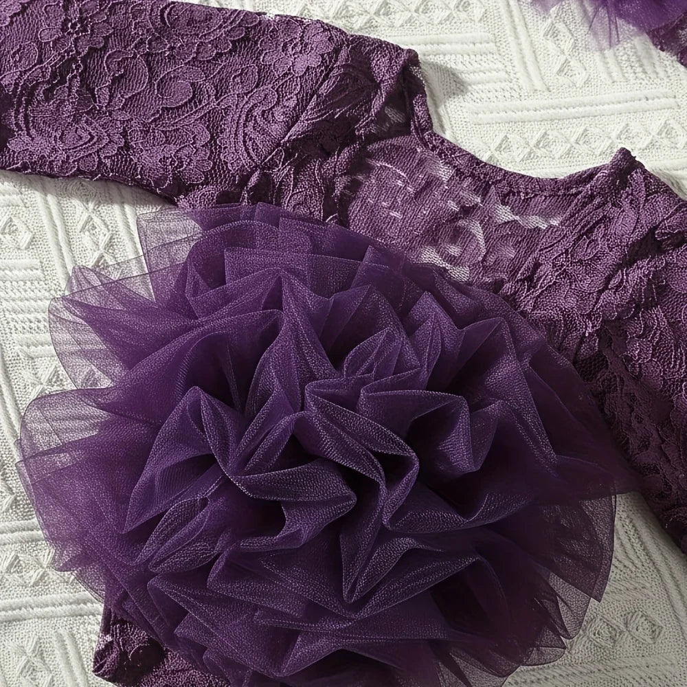 Newborn bodysuit with lace flower headband, view 4