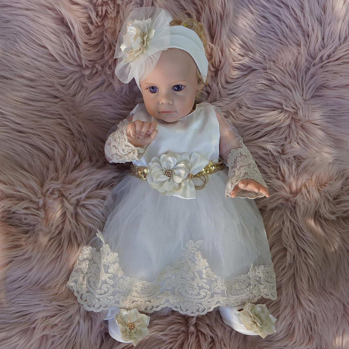 Newborn baby girl lace dress four-piece gift set, view 6