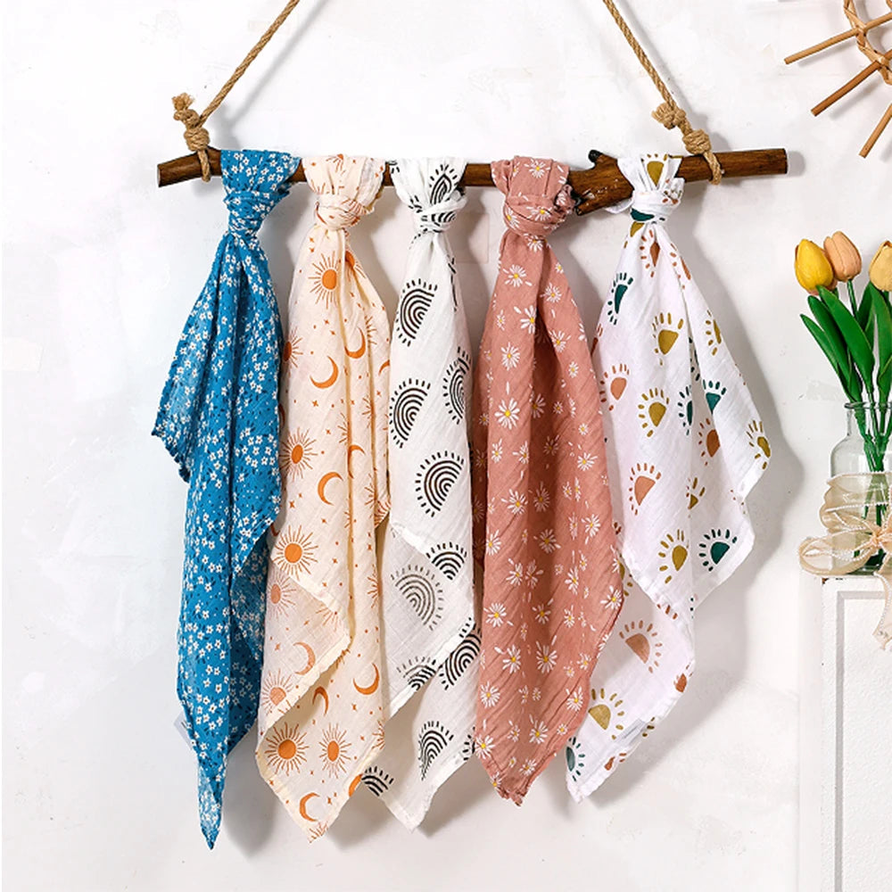 Luxurious 5-Piece Soft Muslin Swaddle and Burp Cloth Set for Newborns - Pure Cotton Face and Hand Wipes