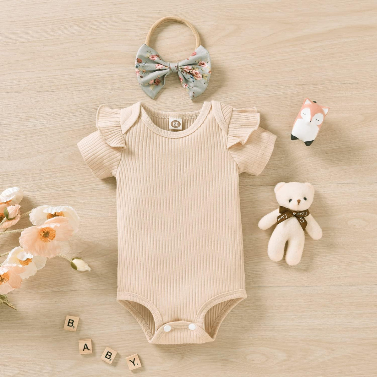 Ribbed baby girl bodysuit and pants set, view 4