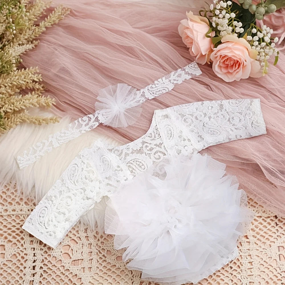 Adorable Lace Flower Headband and Bodysuit Set for Newborns - Perfect for 100th Day Photoshoots and Baby Shower Gifts!